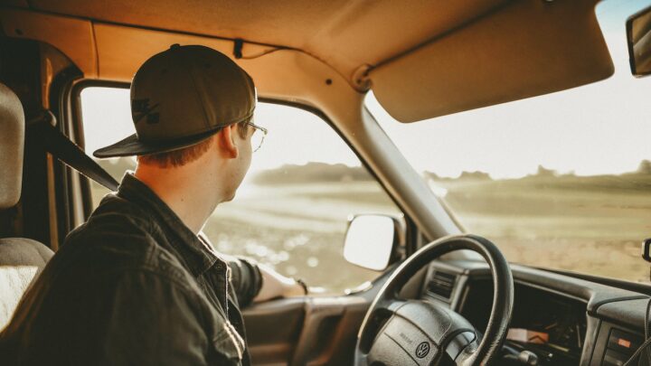 Jakie badania musi przejść kierowca zawodowy przed rozpoczęciem kariery?
