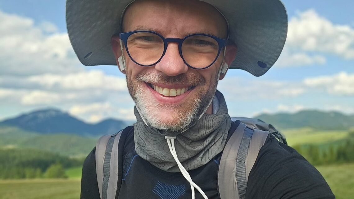 Sławek Zawadzki – Co-CEO Kanga w 31 dni przeszedł Polskę szczytami Karpat i Sudetów