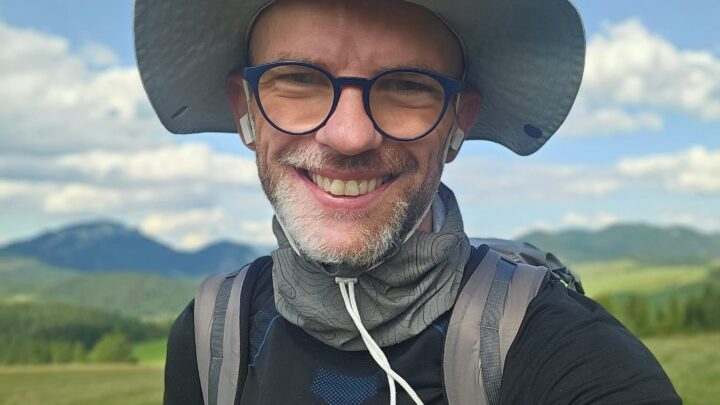 Sławek Zawadzki – Co-CEO Kanga w 31 dni przeszedł Polskę szczytami Karpat i Sudetów