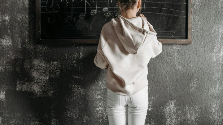 Fundacja Równa Pomoc w Edukacji: MathWise uruchamia ogólnopolski program bezpłatnego dostępu do kursów dla uczniów zagrożonych wykluczeniem edukacyjnym