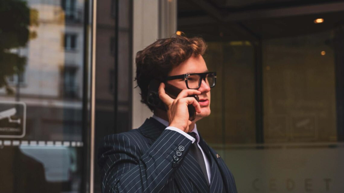 19 lat i miliard wyświetleń. Julian Heller zbudował firmę szybciej niż większość zaczyna studia