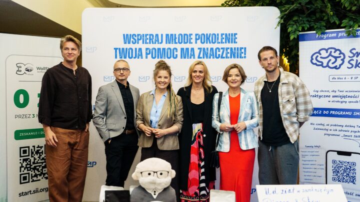 Sztuka niesie pomoc – Artyści dla Młodego Pokolenia na jubileuszowej Konferencji WallStreet 30 w Karpaczu